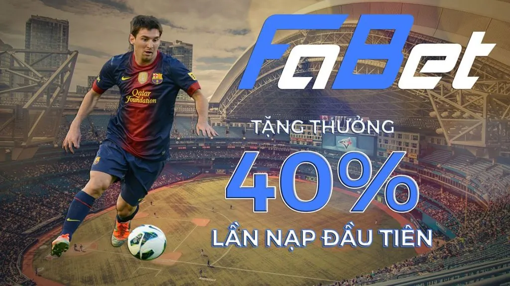 Game thủ chuyên nghiệp đang thi đấu eSports trên máy tính